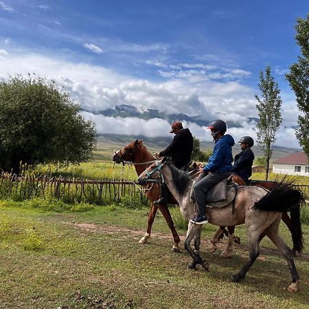 Kyzart Hotel & Horse Tours Bagysh 外观 照片
